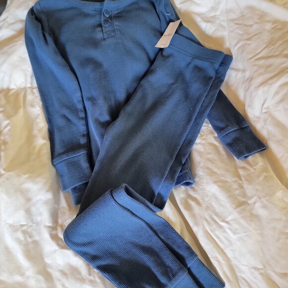 Old Navy Blue & Green Long Sleeve/Pants - Size 4T, Two Sets! - Picture 6 of 6